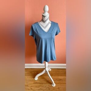 Toad&Co Women's Sky Blue V-Neck Tee